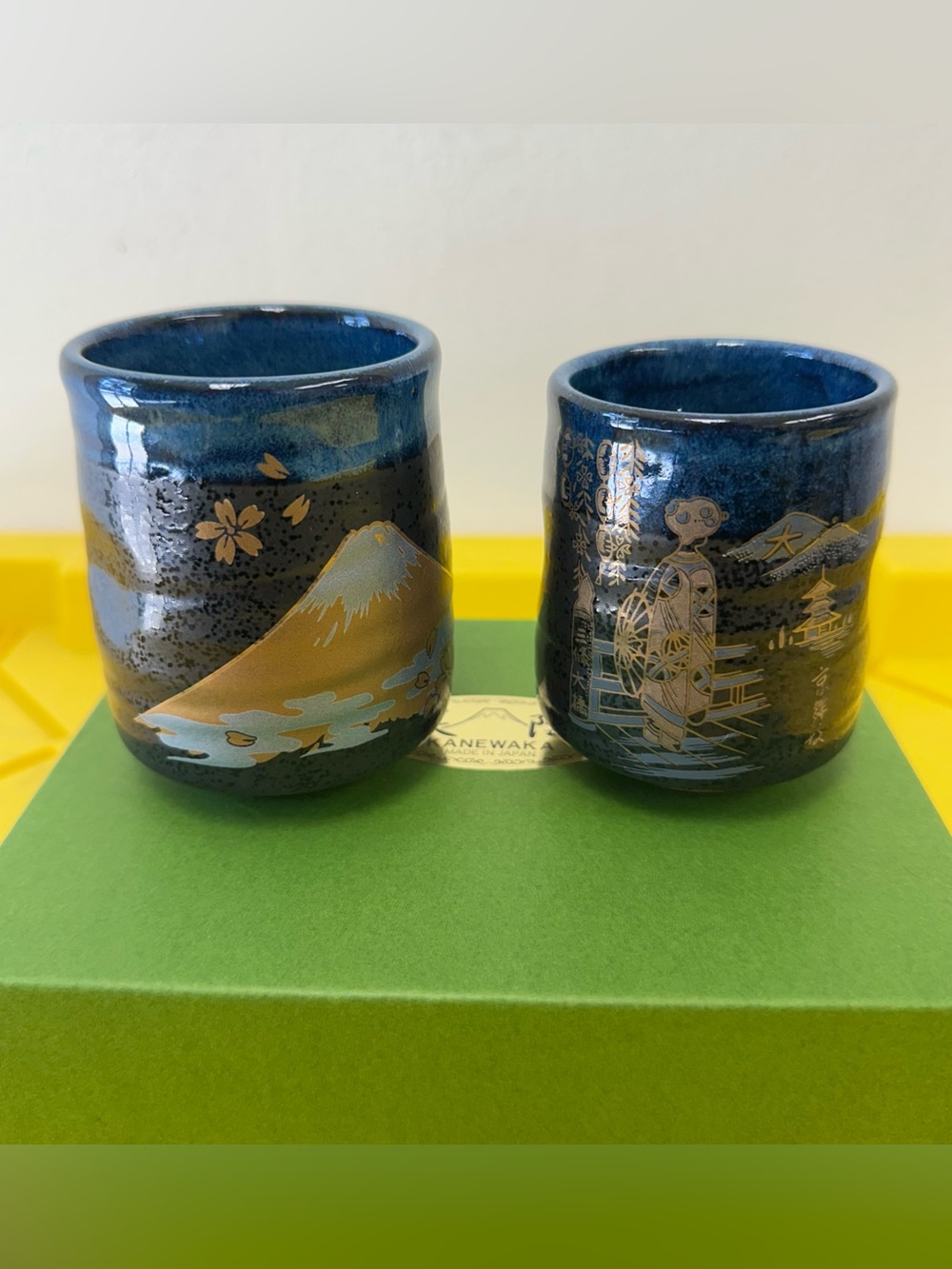 Kyoto Kiyomizu Kinkaku Ware Pair Tea Cup Japanese Pottery made in Japan Kanewaka